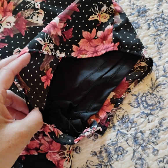 Harmony Hovac romper - Picture 6 of 6